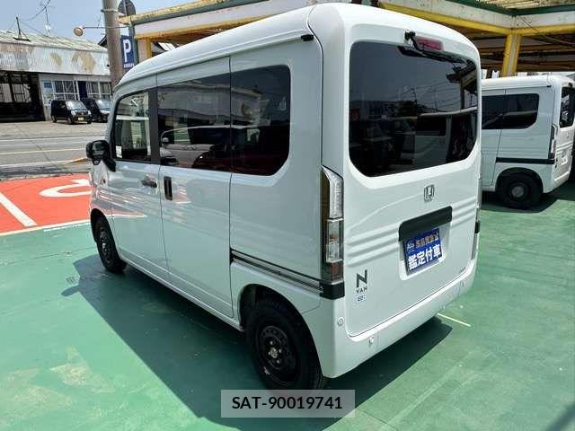 Honda N-VAN e: 2025-02 8797028-3