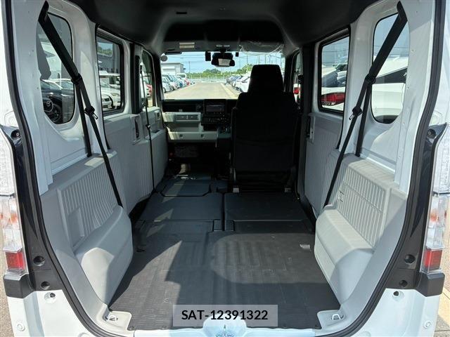 Honda N-VAN e: 2025-01 8871771-18
