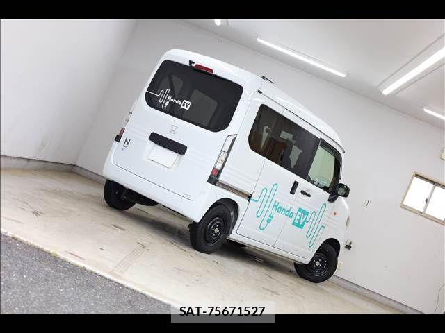 Honda N-VAN e: 2024-12 8881400-11
