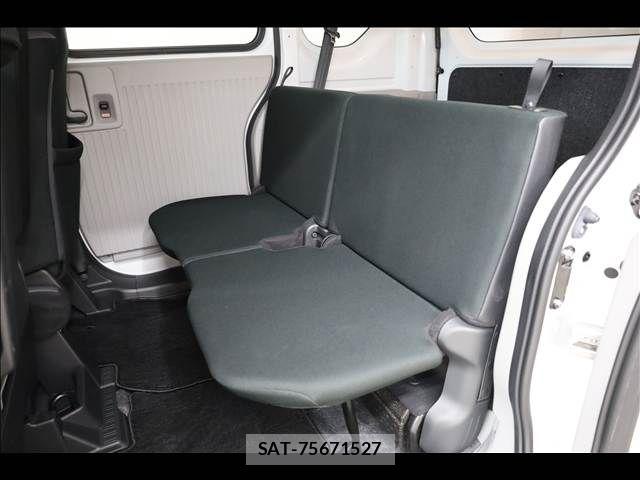 Honda N-VAN e: 2024-12 8881400-18