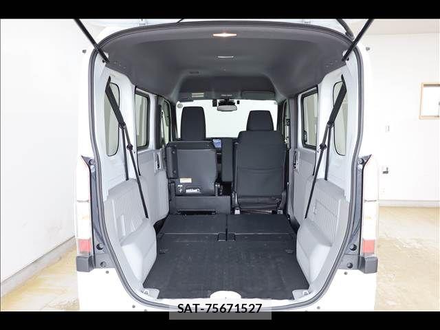 Honda N-VAN e: 2024-12 8881400-19