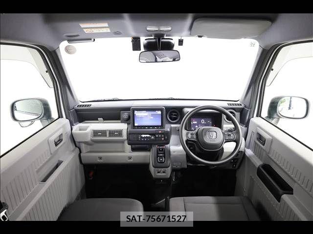 Honda N-VAN e: 2024-12 8881400-2