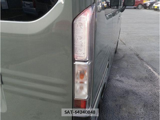 Honda N-VAN e: 2024-10 8881394-22