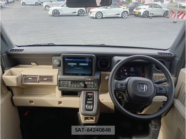 Honda N-VAN e: 2024-10 8881394-2