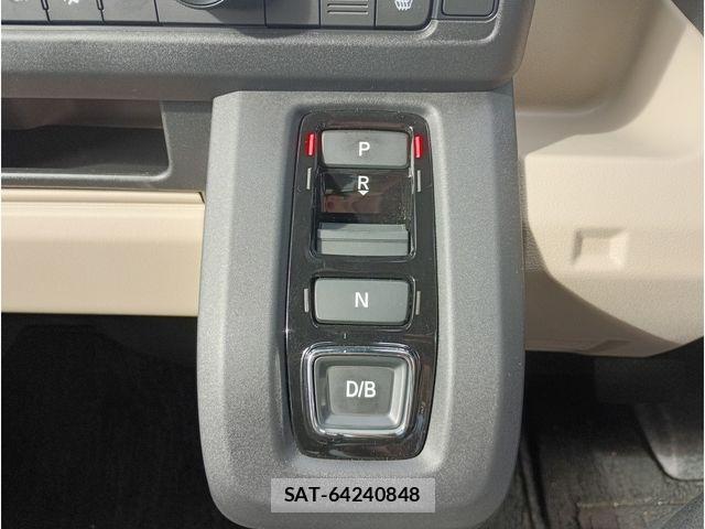 Honda N-VAN e: 2024-10 8881394-5
