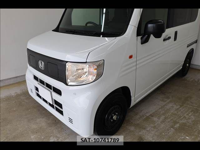Honda N-VAN 2024-10 7021170-12