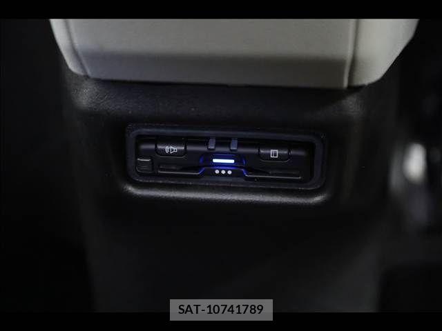 Honda N-VAN 2024-10 7021170-14