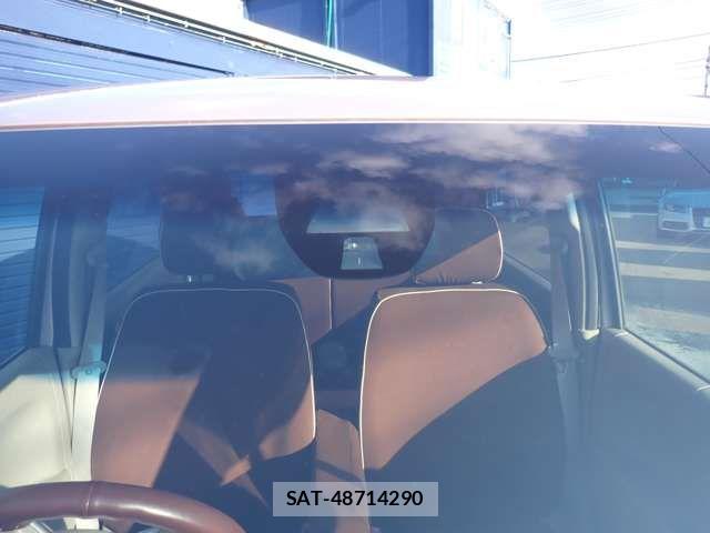 Honda N-WGN 2014-03 4046796-11