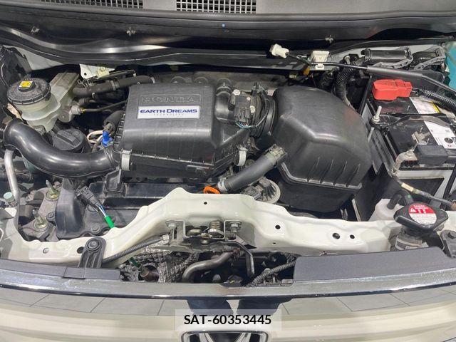Honda N-WGN 2017-10 6816418-17