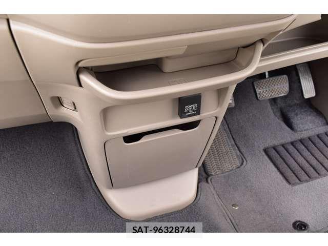 Honda N-WGN 2014-02 6910835-9