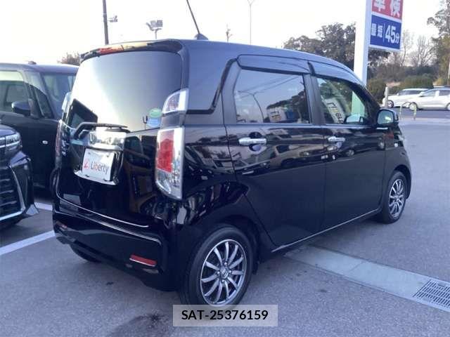Honda N-WGN 2017-03 6910812-4