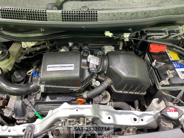 Honda N-WGN 2017-10 7215767-17