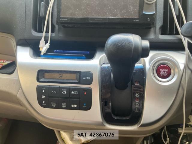Honda N-WGN 2014-03 7223227-17