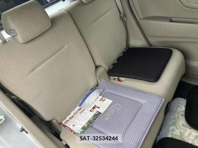 Honda N-WGN 2014-03 7223231-14