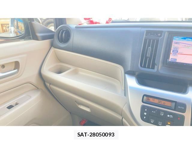 Honda N-WGN 2015-10 7223234-11