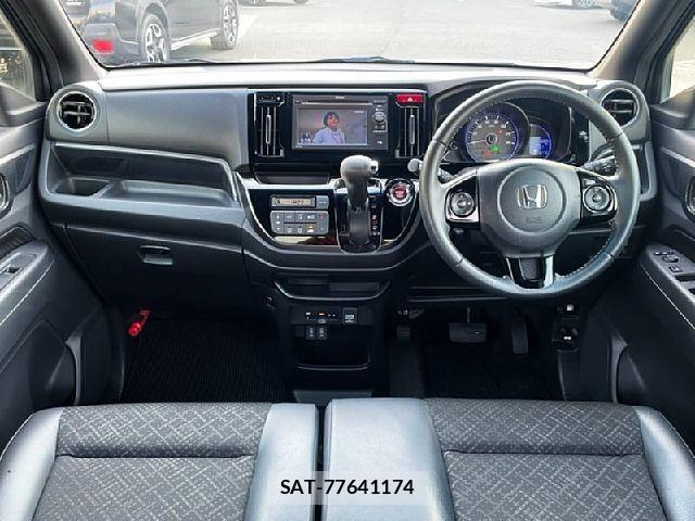 Honda N-WGN 2018-04 7223242-1