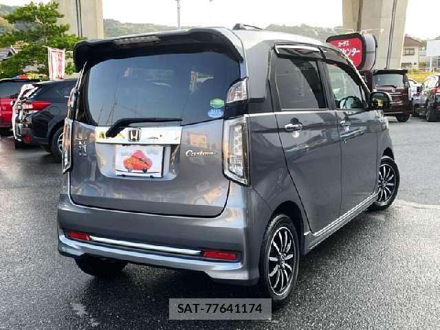 Honda N-WGN 2018-04 7223242-2