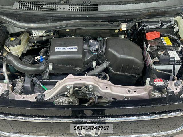 Honda N-WGN 2015-02 7272638-17