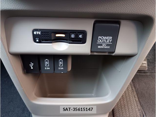 Honda N-WGN 2018-03 7329146-10