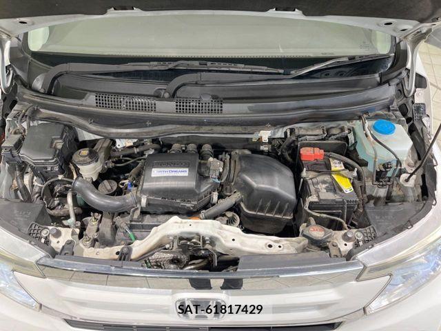 Honda N-WGN 2019-04 7393434-17