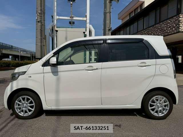 Honda N-WGN 2018-03 7456583-9
