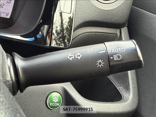 Honda N-WGN 2016-10 7878602-28