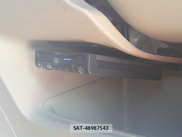 Honda N-WGN 2015-06 7963176-17