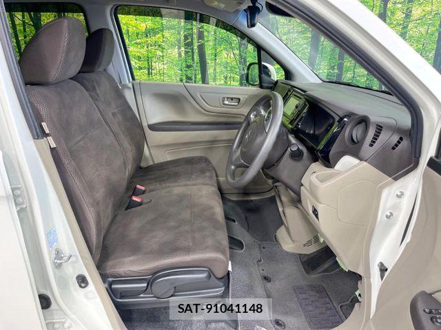 Honda N-WGN 2017-10 7980470-7