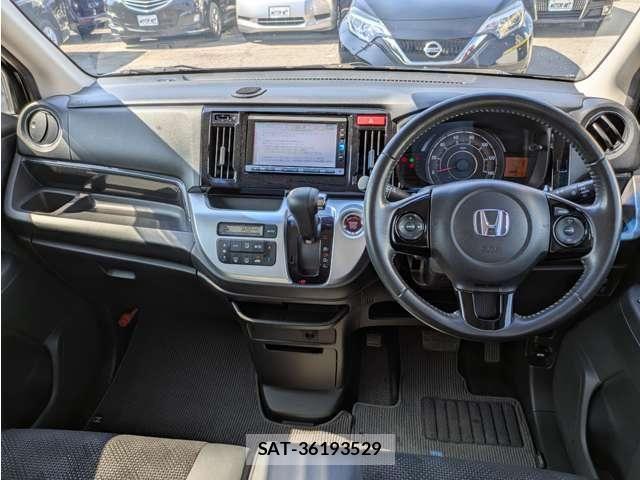 Honda N-WGN 2015-11 7980466-11