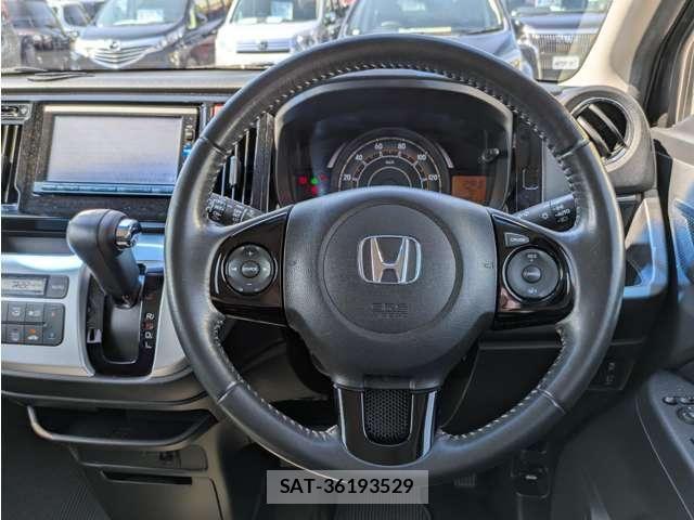 Honda N-WGN 2015-11 7980466-12