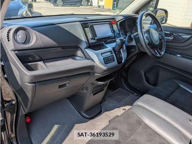 Honda N-WGN 2015-11 7980466-7
