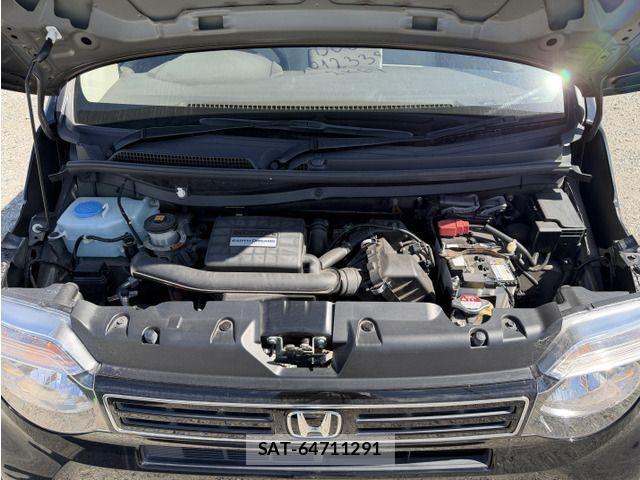 Honda N-WGN 2020-03 8158957-3