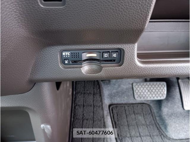 Honda N-WGN 2021-10 8209388-11