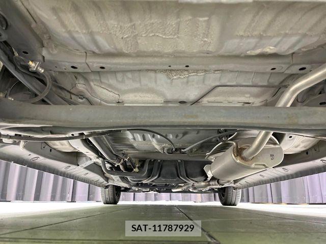 Honda N-WGN 2015-09 8209396-18