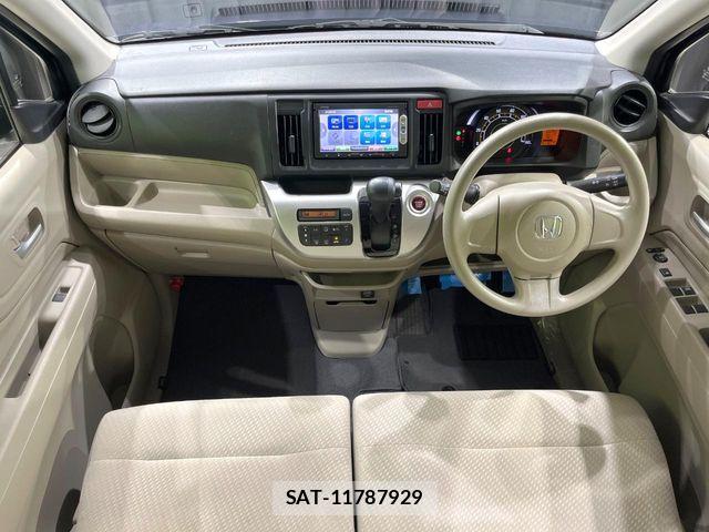 Honda N-WGN 2015-09 8209396-1