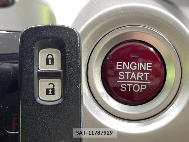 Honda N-WGN 2015-09 8209396-3