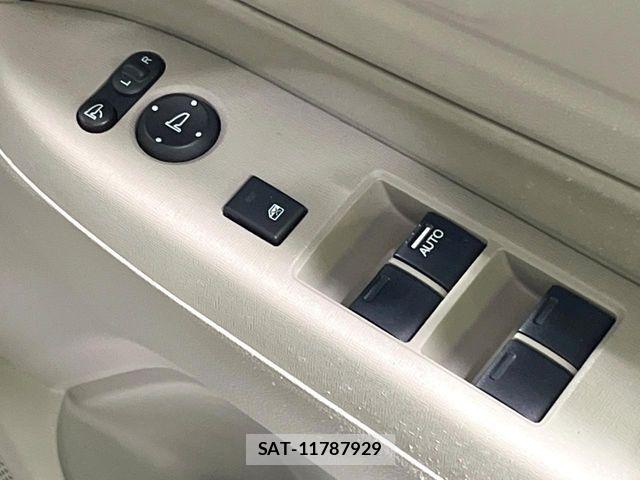 Honda N-WGN 2015-09 8209396-5