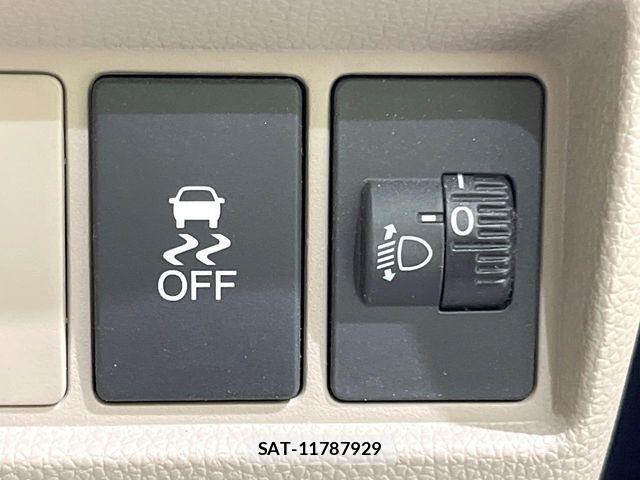 Honda N-WGN 2015-09 8209396-6