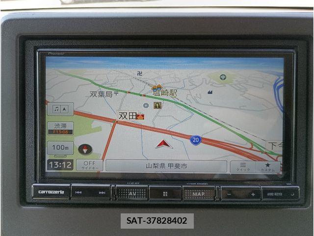 Honda N-WGN 2023-06 8209389-12