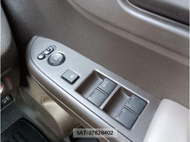 Honda N-WGN 2023-06 8209389-21