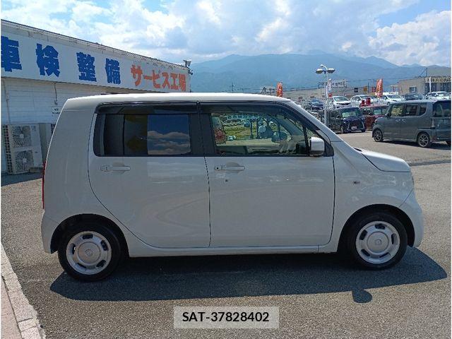 Honda N-WGN 2023-06 8209389-3