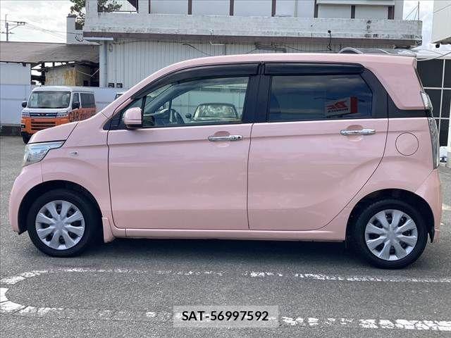 Honda N-WGN 2017-08 8209394-10