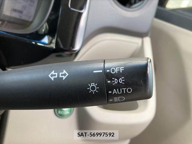 Honda N-WGN 2017-08 8209394-26