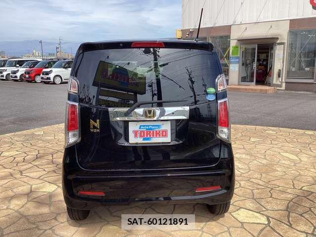 Honda N-WGN 2018-04 8231198-9