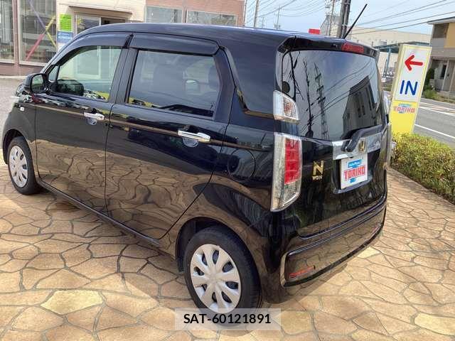 Honda N-WGN 2018-04 8231198-1