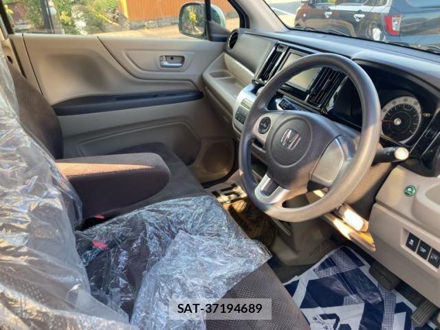 Honda N-WGN 2018-10 8246255-8