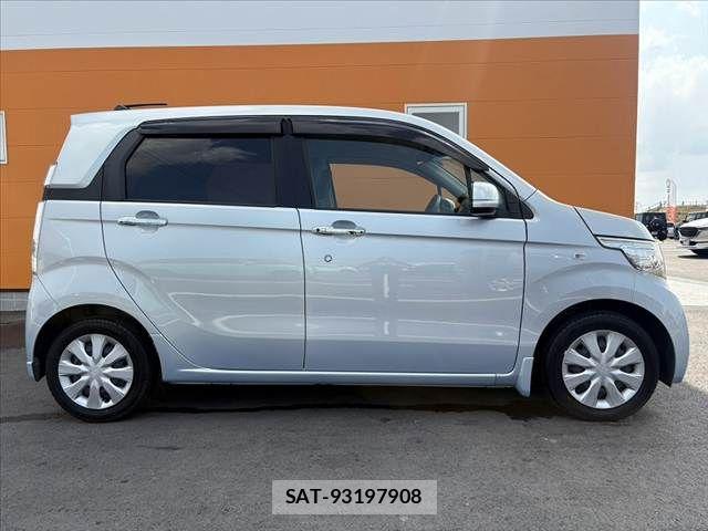 Honda N-WGN 2018-12 8316215-11