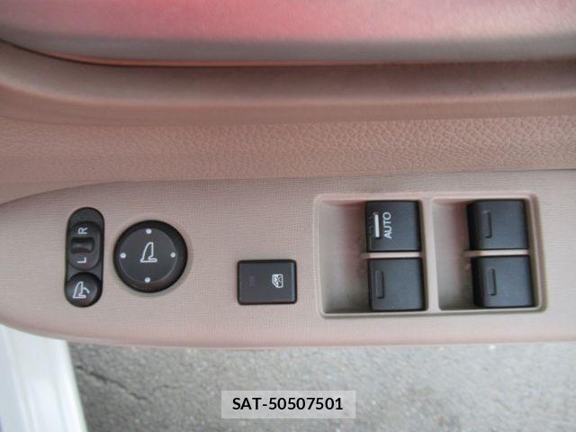 Honda N-WGN 2015-11 8316222-23