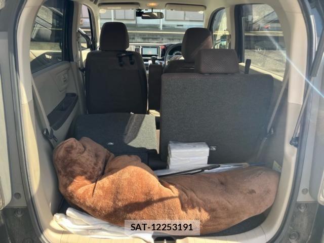 Honda N-WGN 2018-03 8367983-9