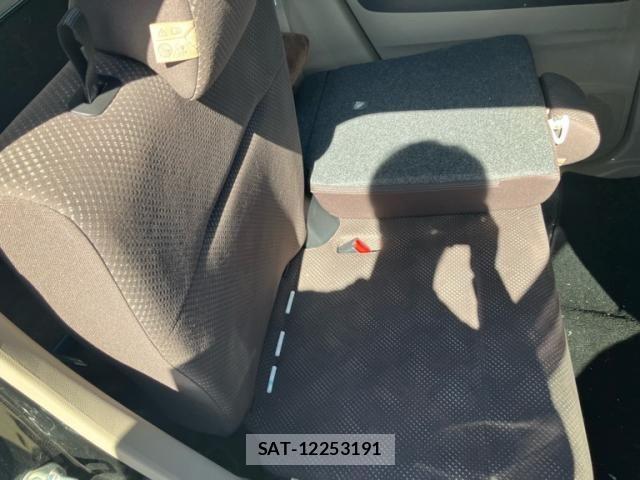 Honda N-WGN 2018-03 8367983-12